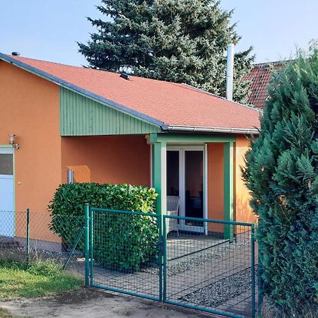 Kleines Ferienhaus Am Feldrand Malchow  Ngoại thất bức ảnh